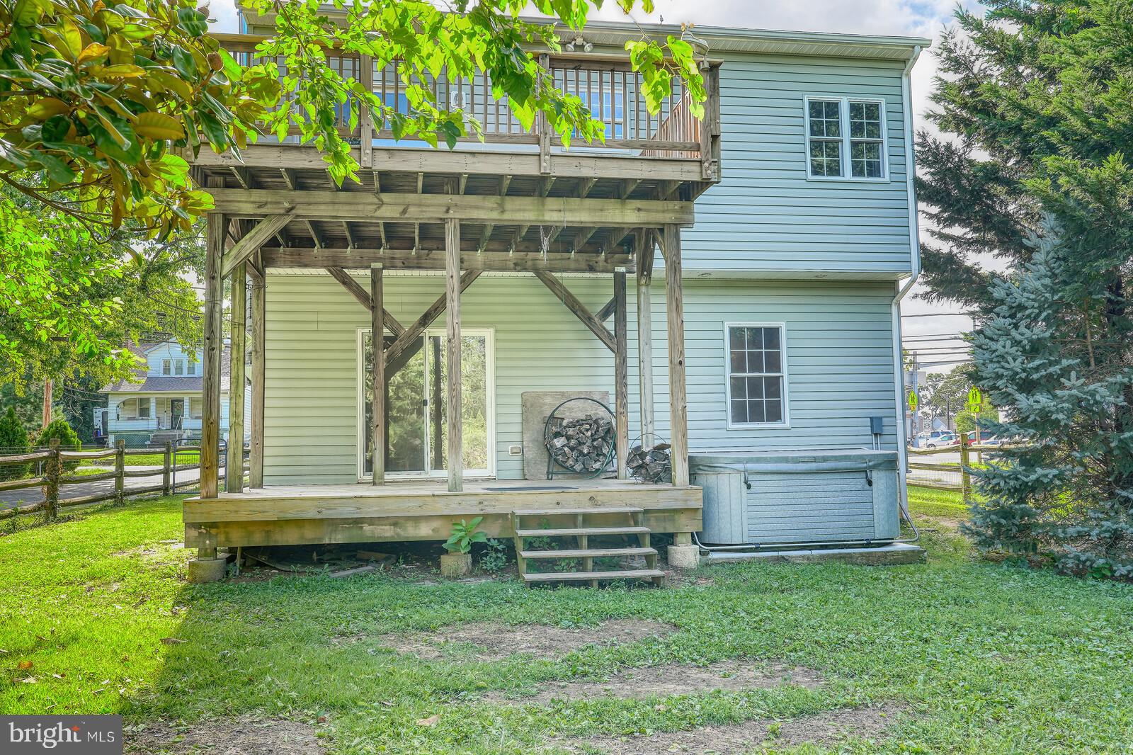 304 South Camp Meade Road Linthicum Heights, MD 21090 - Photo 41 of 43 a view of a house with a yard