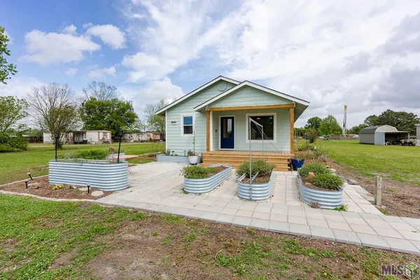 $165,000 | 8495 Newfield Drive, Livonia, LA 70755