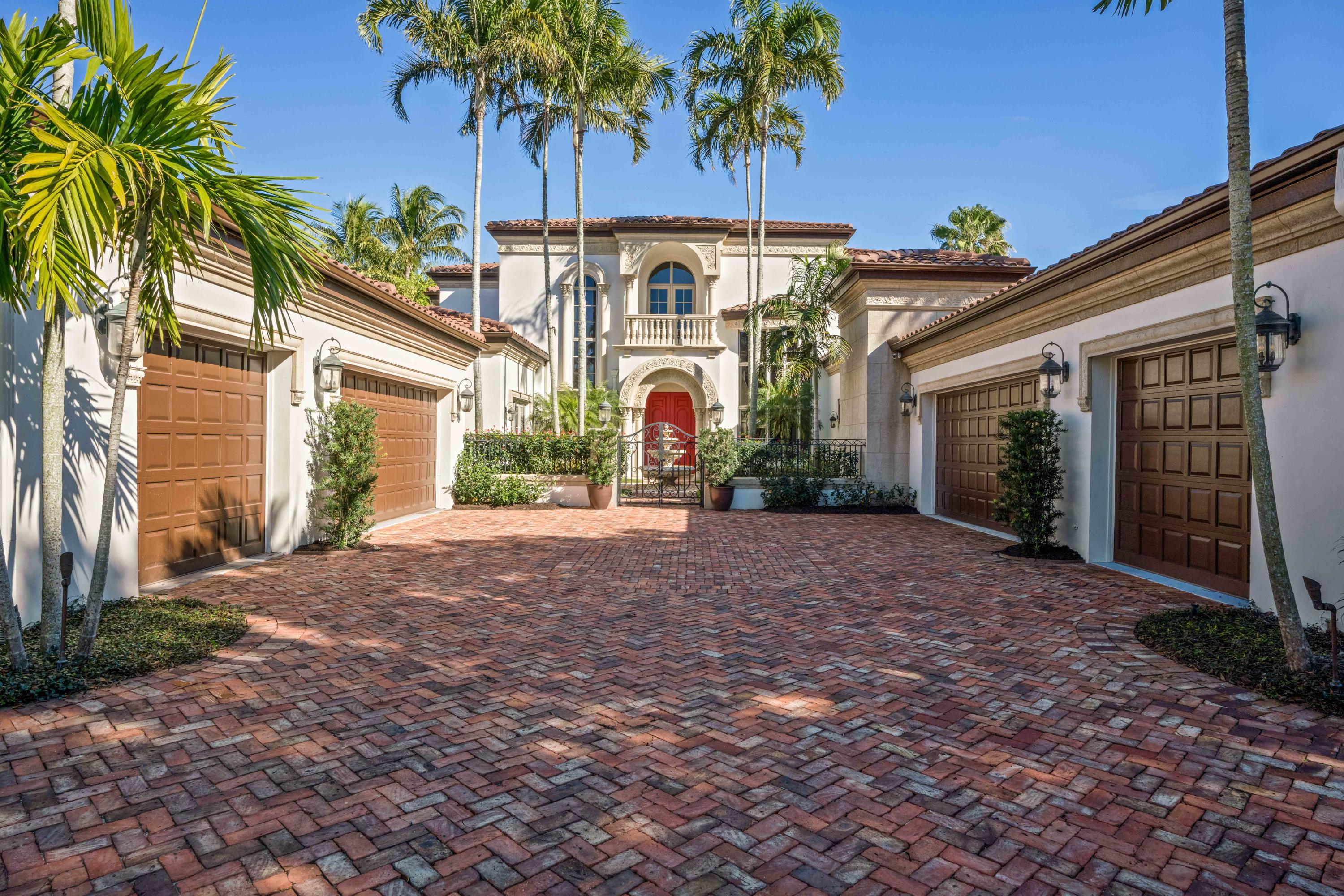387 Eagle Drive Jupiter, FL 33477 - Photo 3 of 77 Chicago Brick Driveway