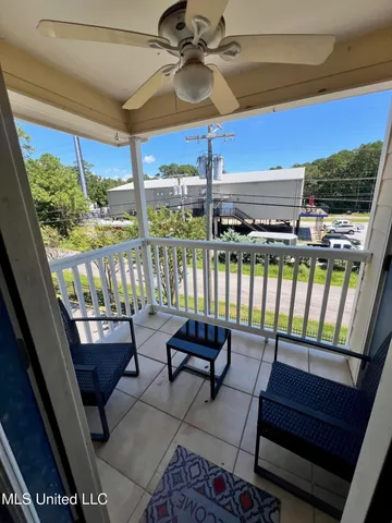 $2,000 | 2421 Beachview Drive, Unit B7, Ocean Springs, MS 39564