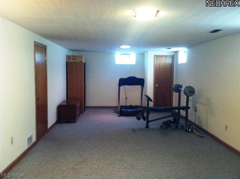 678 Garnette Road Akron, OH 44313 - Photo 15 of 20 Gallery Image 15