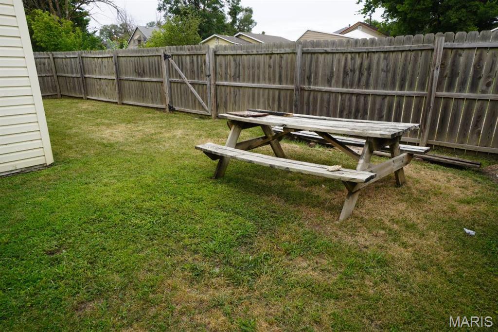 2013 4th Street Madison, IL 62060 - Photo 12 of 50