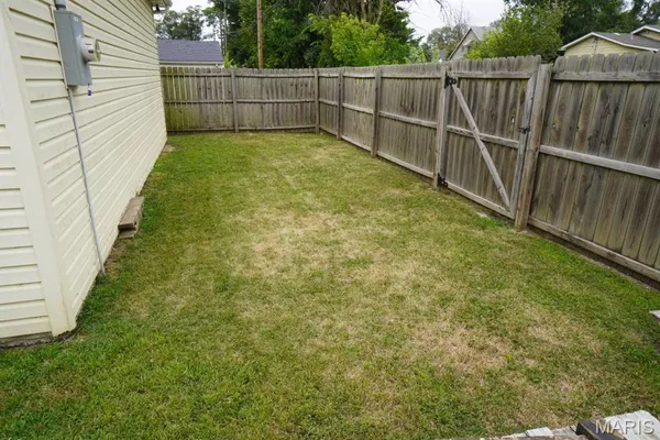 $119,000 | 2013 4th Street, Madison, IL 62060