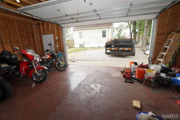 $119,000 | 2013 4th Street, Madison, IL 62060