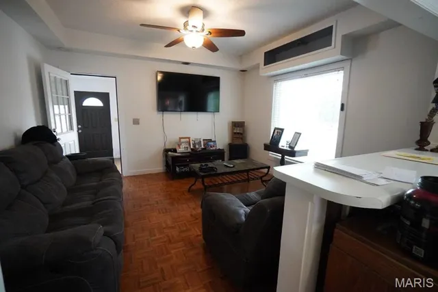 $129,000 | 2013 4th Street, Madison, IL 62060