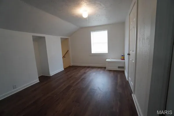 $119,000 | 2013 4th Street, Madison, IL 62060