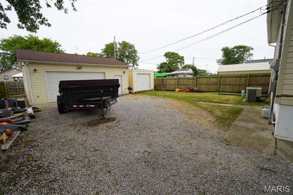 2013 4th Street Madison, IL 62060 - Photo 6 of 50