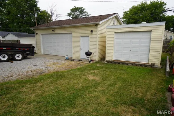 $119,000 | 2013 4th Street, Madison, IL 62060