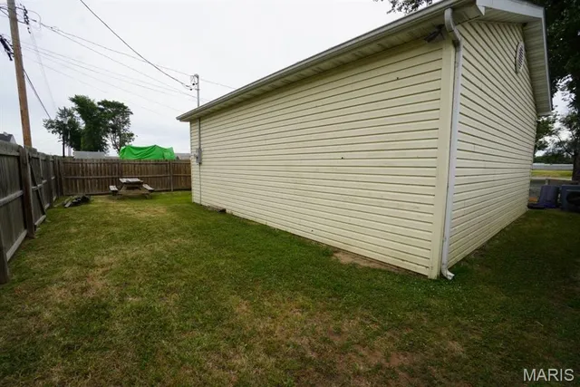 $129,000 | 2013 4th Street, Madison, IL 62060
