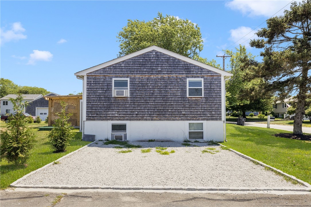 340 Old Mill Lane Portsmouth, RI 02871 - Photo 28 of 42 Gallery Image 28