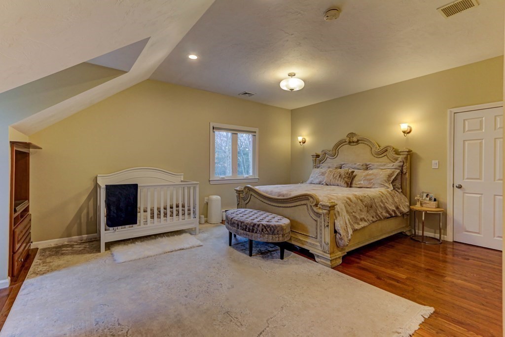 19 Cedar Farms Road Medway, MA 02053 - Photo 17 of 39 Gallery Image 17