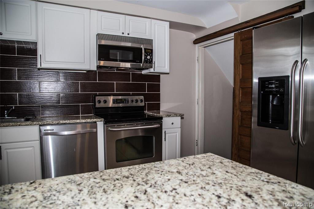 1522 West Webster Road Royal Oak, MI 48073 - Photo 12 of 33