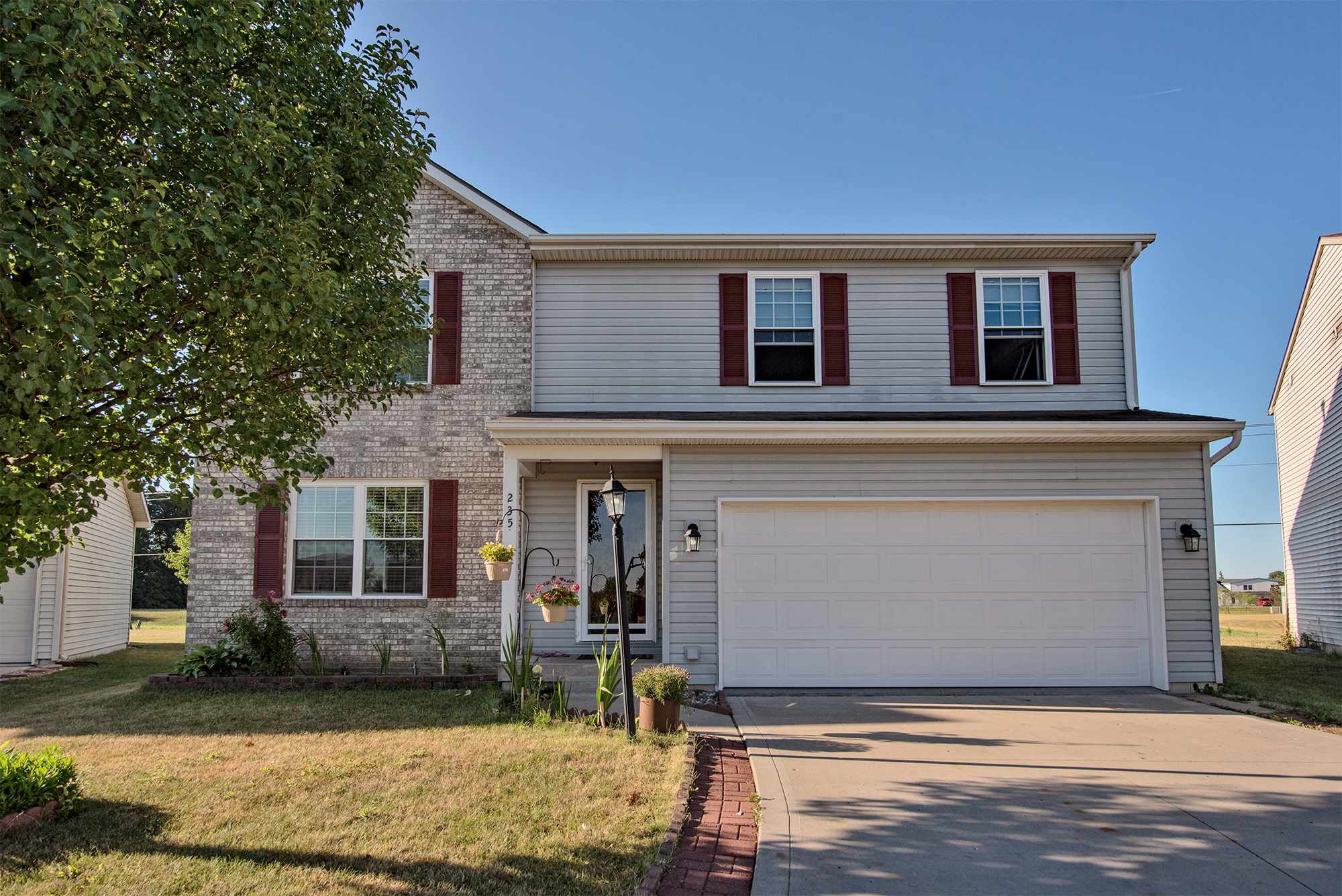 235 Riley Place Fort Wayne, IN 46825 - Photo 2 of 23 Gallery Image 2