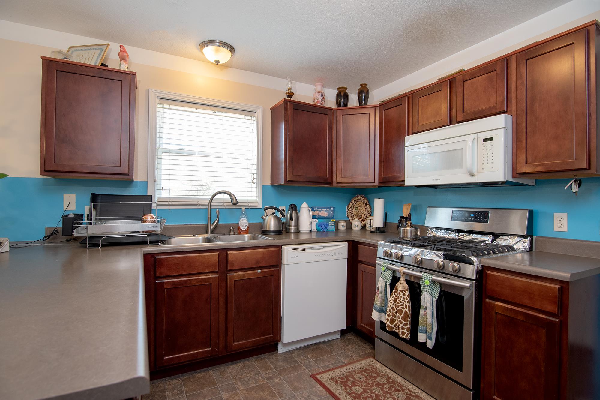 235 Riley Place Fort Wayne, IN 46825 - Photo 14 of 23 Gallery Image 14