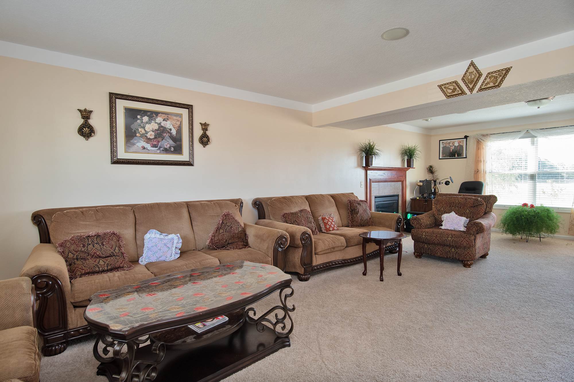 235 Riley Place Fort Wayne, IN 46825 - Photo 5 of 23 Gallery Image 5