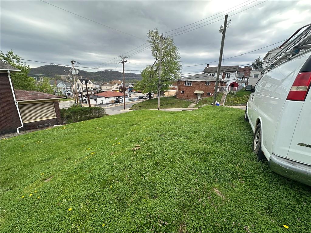 900 State Avenue Coraopolis, PA 15108 - Photo 16 of 19 a view of yard and porch