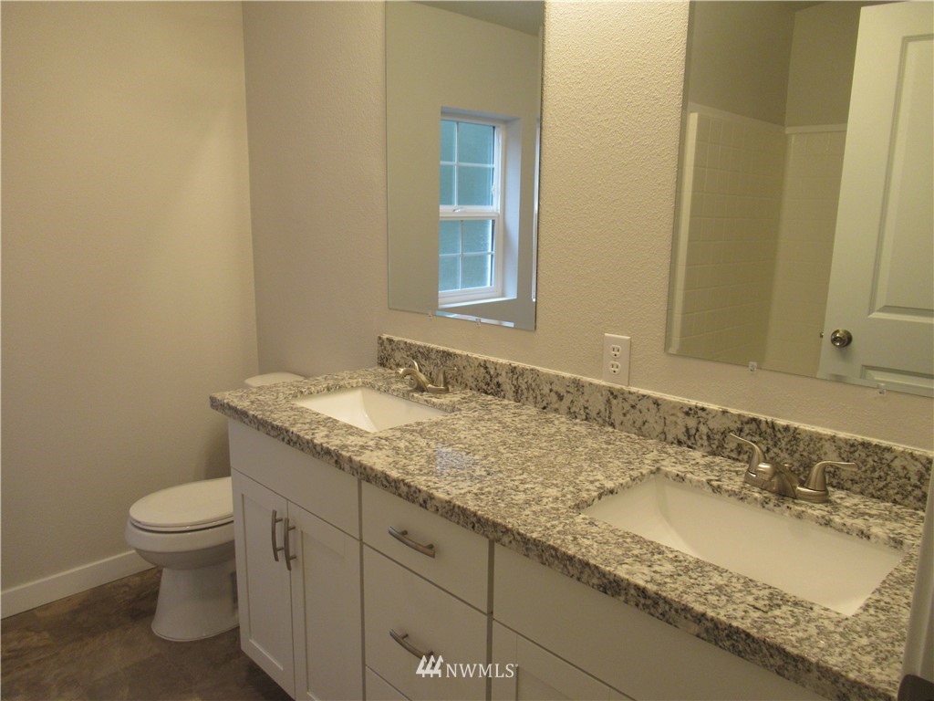 493 Southwest Lider Road Port Orchard, WA 98367 - Photo 13 of 19 Gallery Image 13