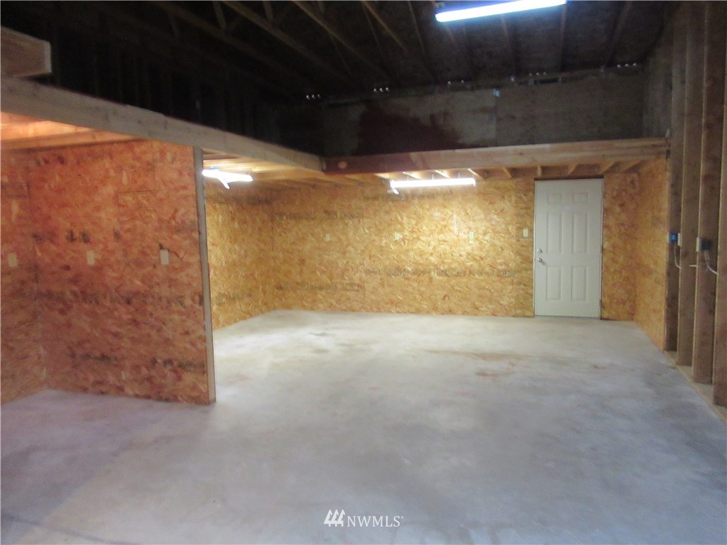 493 Southwest Lider Road Port Orchard, WA 98367 - Photo 17 of 19 Gallery Image 17