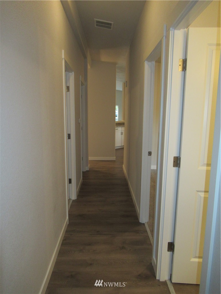 493 Southwest Lider Road Port Orchard, WA 98367 - Photo 8 of 19 Gallery Image 8