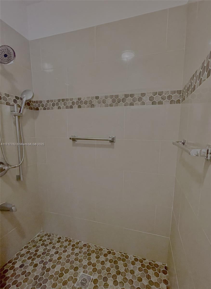 7014 Holly Road Miami Lakes, FL 33014 - Photo 10 of 26 Gallery Image 10