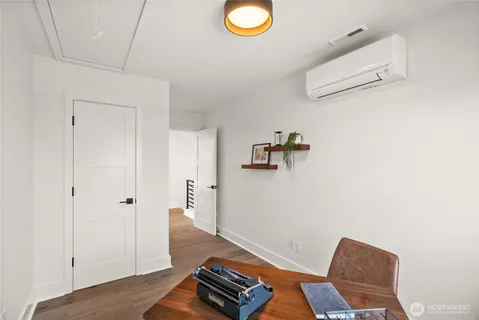 $3,095,000 | 6917 57th Avenue Northeast, Seattle, WA 98115