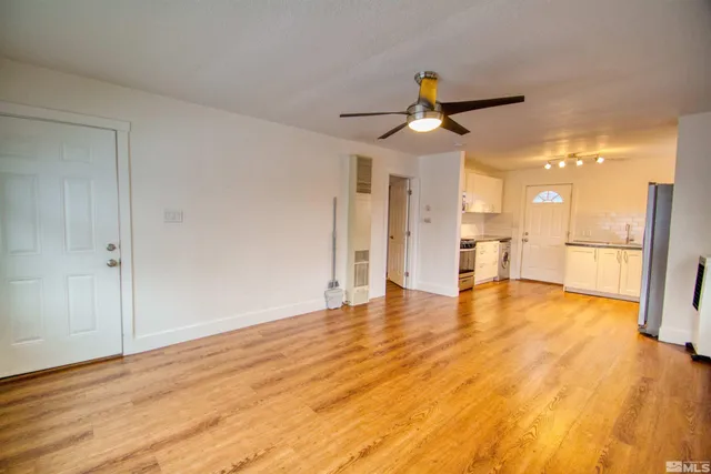 $1,450 | 550 West 10th Street, Reno, NV 89503