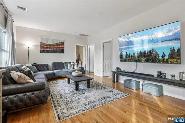 $1,150,000 | 28 George Street, Saddle Brook, NJ 07663