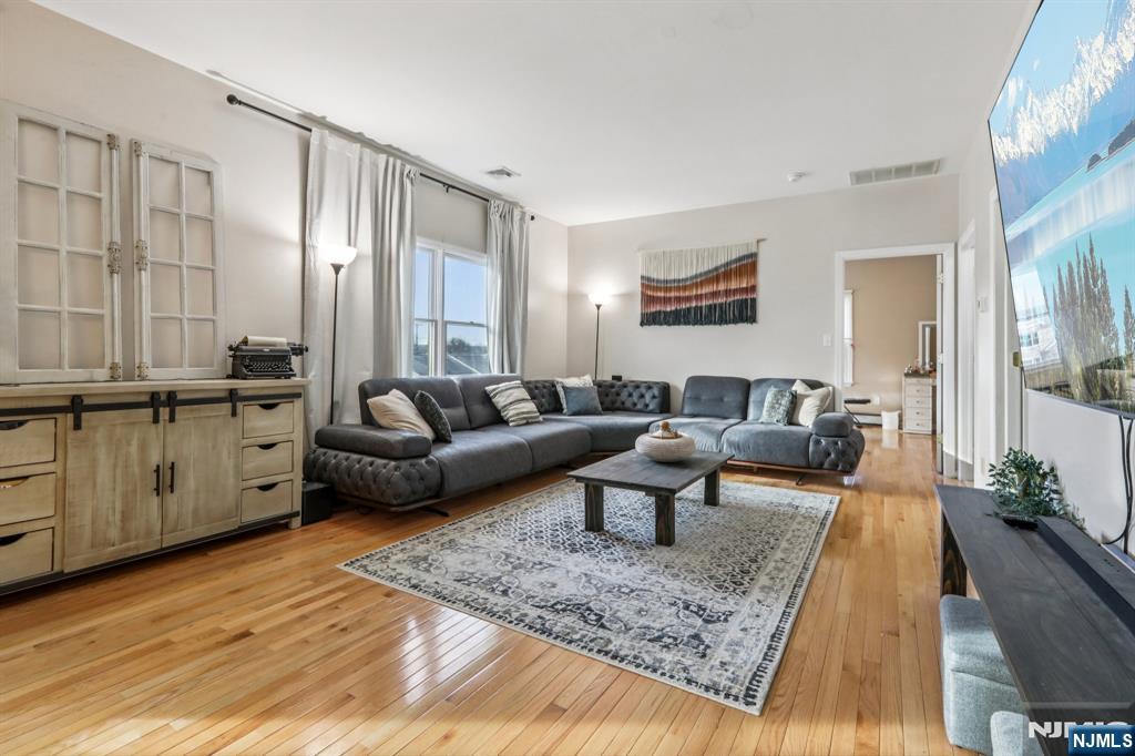 28 George Street Saddle Brook, NJ 07663 - Photo 29 of 50