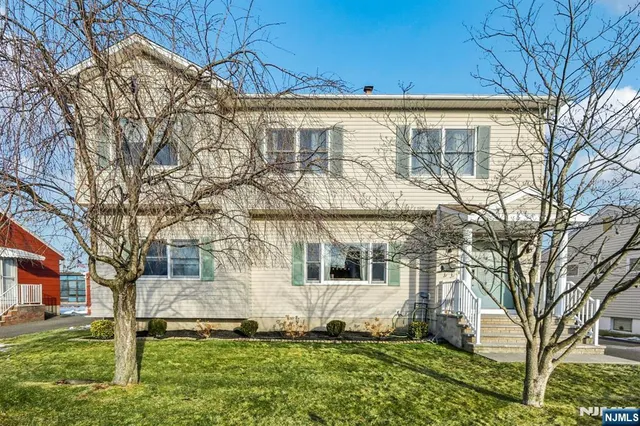 $1,150,000 | 28 George Street, Saddle Brook, NJ 07663