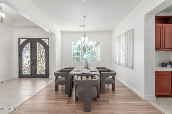 $1,099,000 | 7556 West Crystal Road, Glendale, AZ 85308