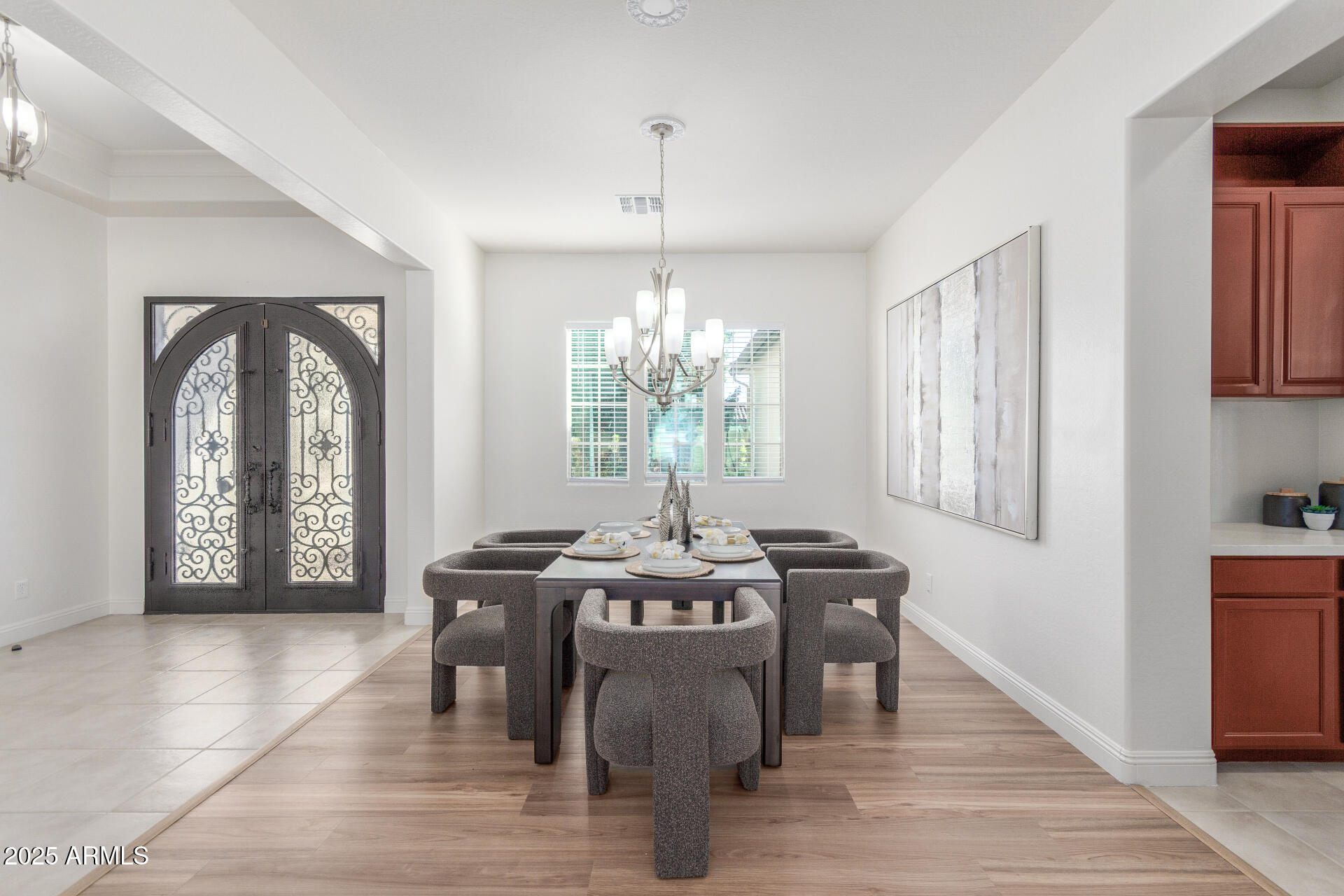 7556 West Crystal Road Glendale, AZ 85308 - Photo 11 of 84 11 Crystal