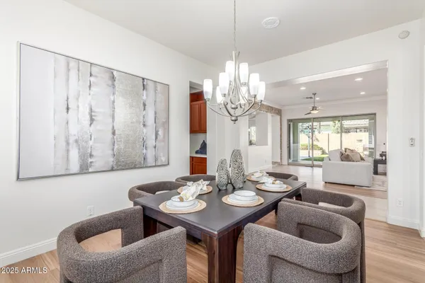 $1,099,000 | 7556 West Crystal Road, Glendale, AZ 85308