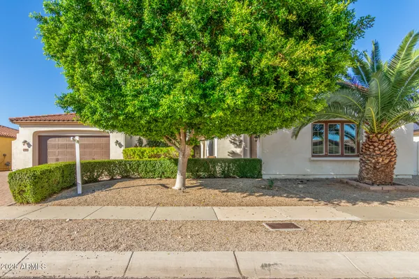 $1,099,000 | 7556 West Crystal Road, Glendale, AZ 85308