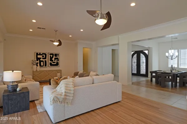 $1,099,000 | 7556 West Crystal Road, Glendale, AZ 85308
