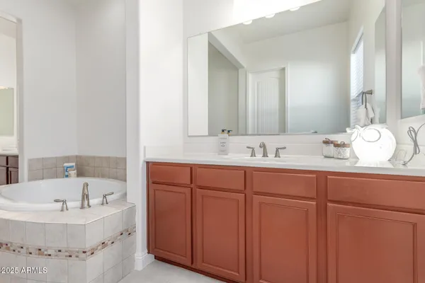 $1,099,000 | 7556 West Crystal Road, Glendale, AZ 85308