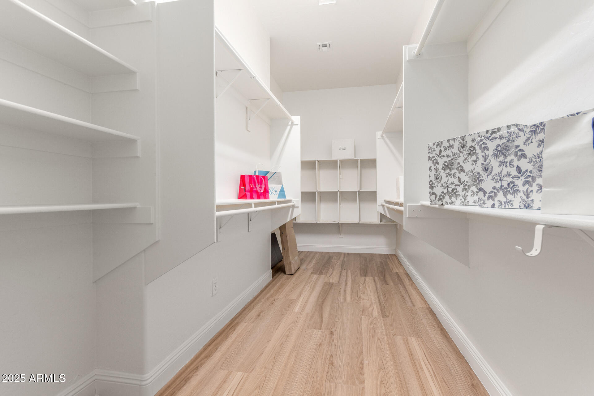 7556 West Crystal Road Glendale, AZ 85308 - Photo 38 of 84 34 Crystal