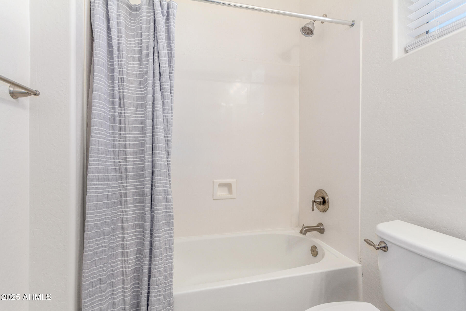 7556 West Crystal Road Glendale, AZ 85308 - Photo 46 of 84 41 Crystal