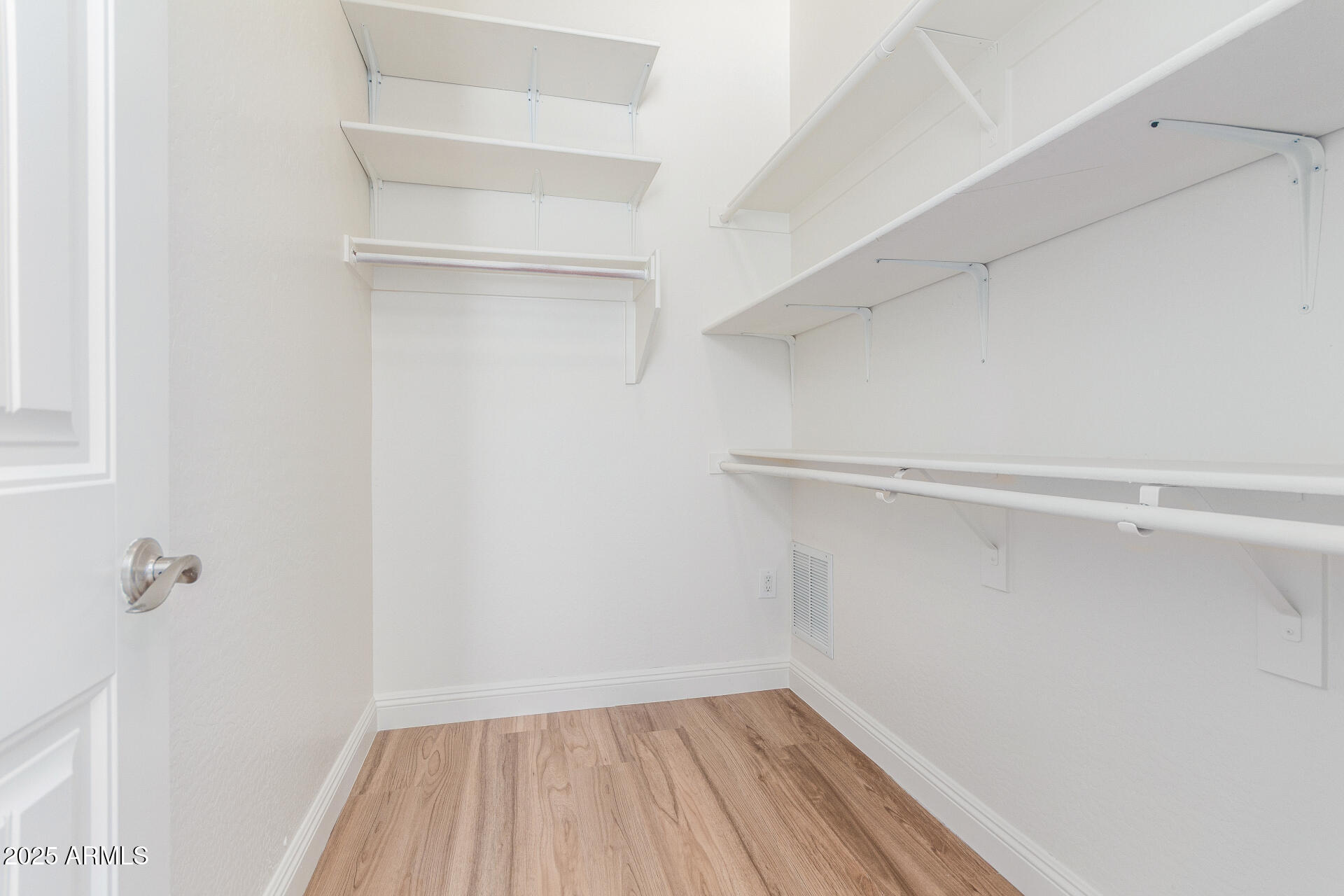 7556 West Crystal Road Glendale, AZ 85308 - Photo 47 of 84 42 Crystal