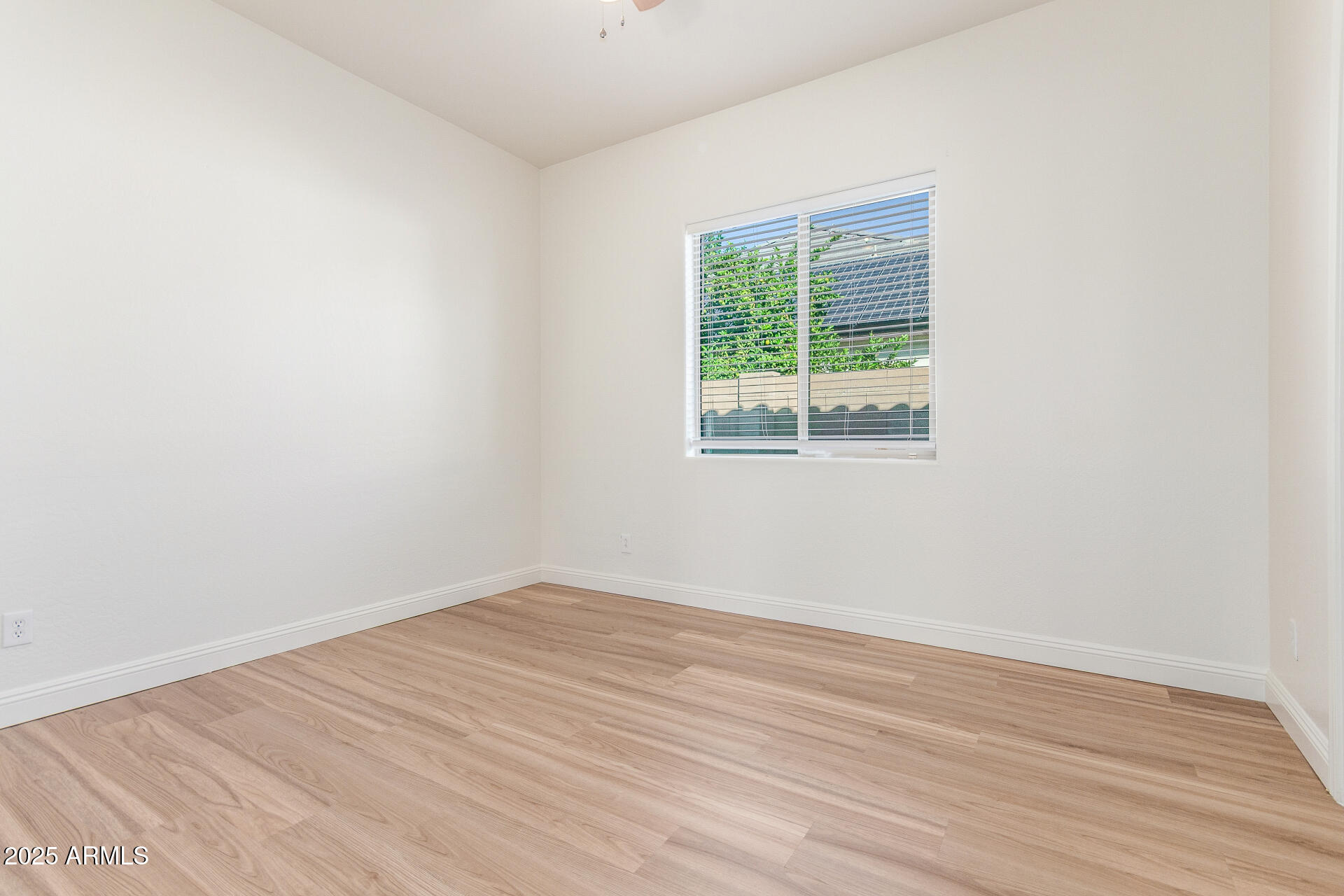 7556 West Crystal Road Glendale, AZ 85308 - Photo 48 of 84 43 Crystal