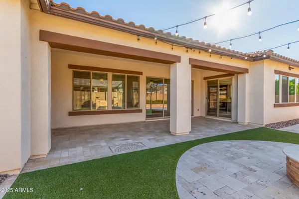 $1,099,000 | 7556 West Crystal Road, Glendale, AZ 85308