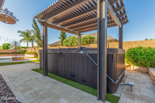$1,099,000 | 7556 West Crystal Road, Glendale, AZ 85308