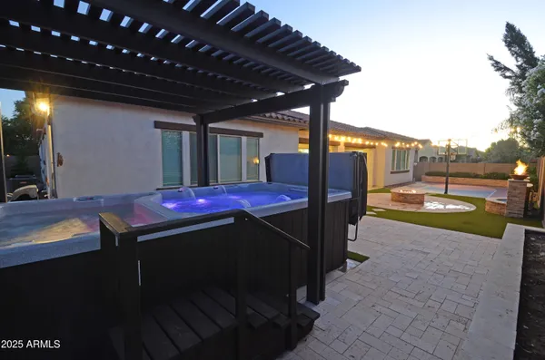 $1,099,000 | 7556 West Crystal Road, Glendale, AZ 85308