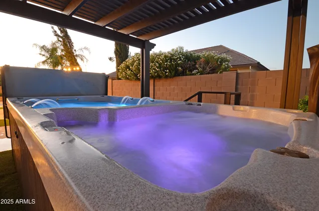 $1,175,000 | 7556 West Crystal Road, Glendale, AZ 85308