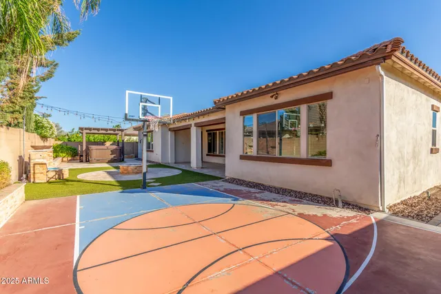 $1,175,000 | 7556 West Crystal Road, Glendale, AZ 85308