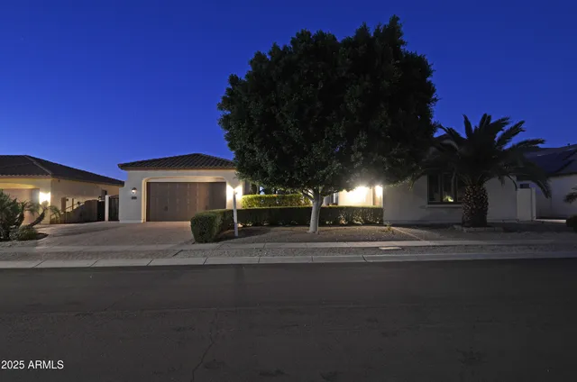 $1,175,000 | 7556 West Crystal Road, Glendale, AZ 85308