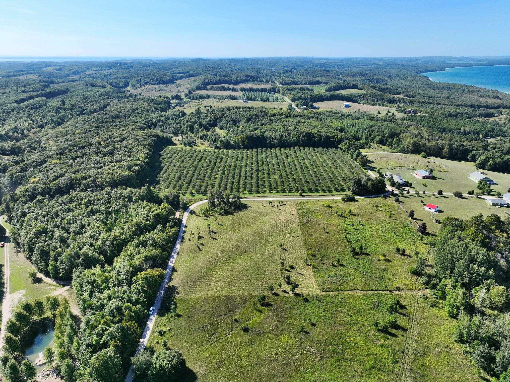 4 East Seth Road Northport, MI 49670 - Photo 5 of 13