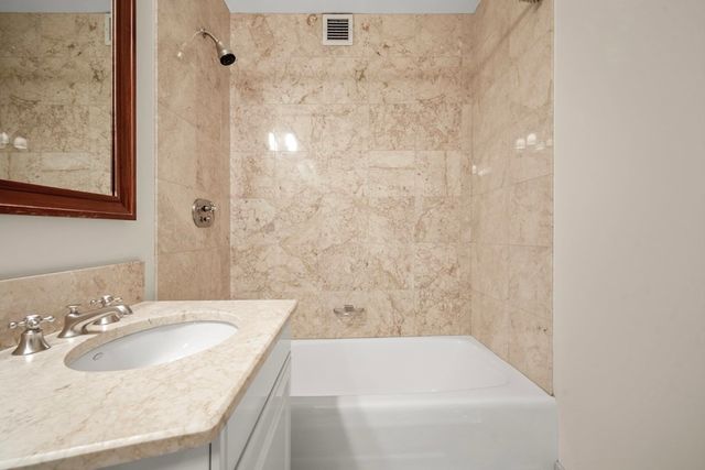 $1,400,000 | 2 Avery Street, Unit 23G, Boston, MA 02111