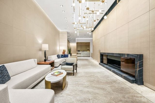 $1,400,000 | 2 Avery Street, Unit 23G, Boston, MA 02111