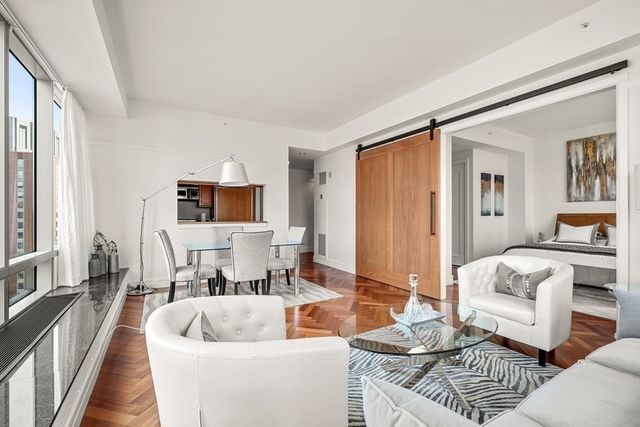 $1,400,000 | 2 Avery Street, Unit 23G, Boston, MA 02111