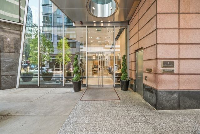 $1,400,000 | 2 Avery Street, Unit 23G, Boston, MA 02111
